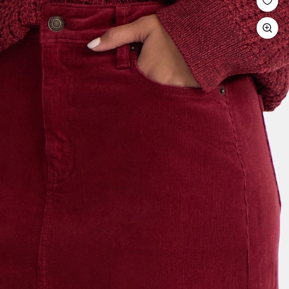 Time and Tru Burgundy Red Corduroy Western Cottage core midi Skirt - Picture 5 of 11